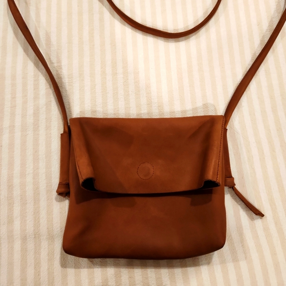 Lomi Foldover crossbody